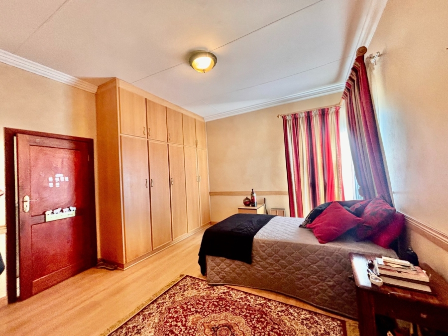 5 Bedroom Property for Sale in Doringkruin North West